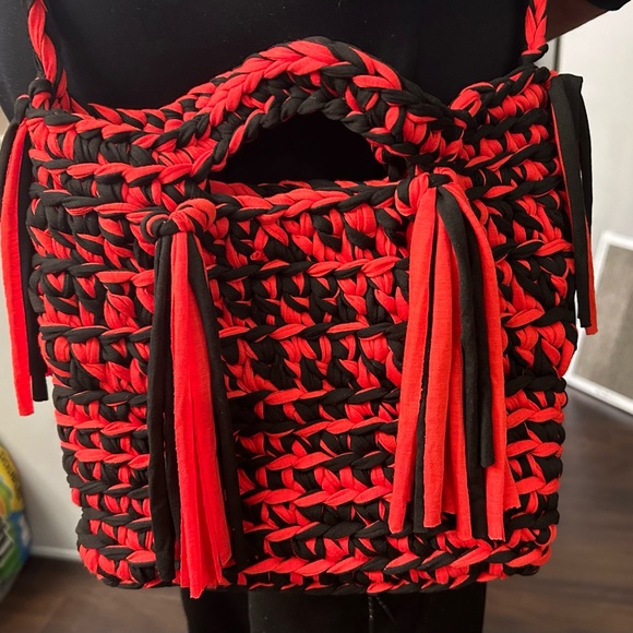 Hand crafted ladies purse - Picture 2 of 5